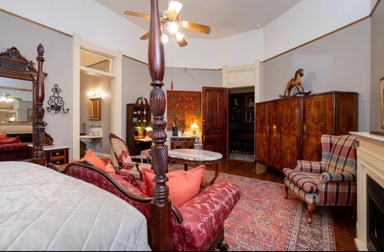 The Empress Of Little Rock Bed and Breakfast Exteriör bild