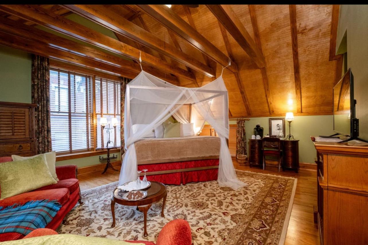 The Empress Of Little Rock Bed and Breakfast Exteriör bild